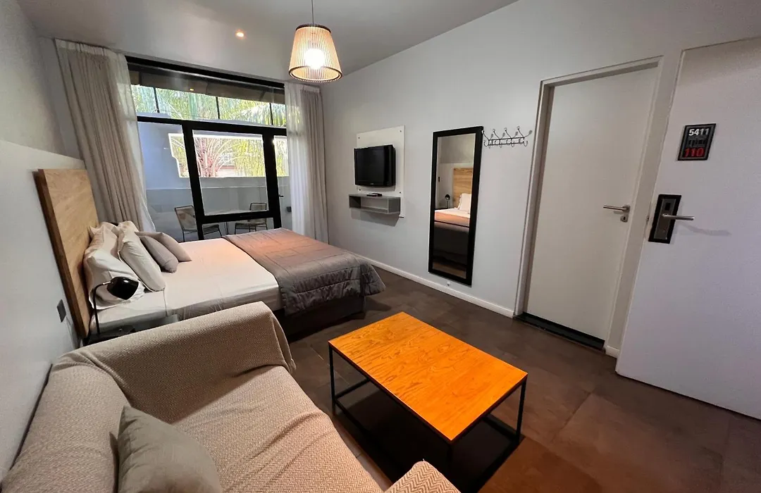 5411 Soho Hotel-1